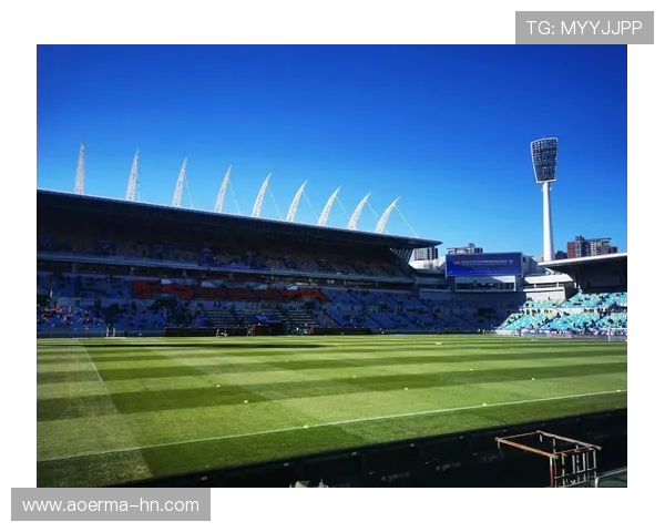 梅州客家强势对阵劲旅鏖战赛场激情四溢引爆球迷热情