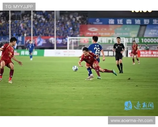 绿茵赛场激情燃烧见证球队荣耀与球员拼搏瞬间